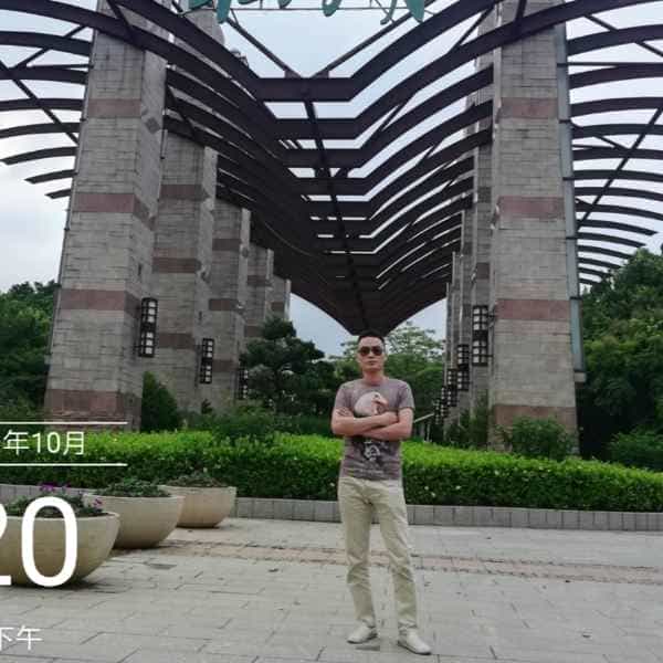 40岁岁四川单身帅哥 - 赤峰吉缘网
