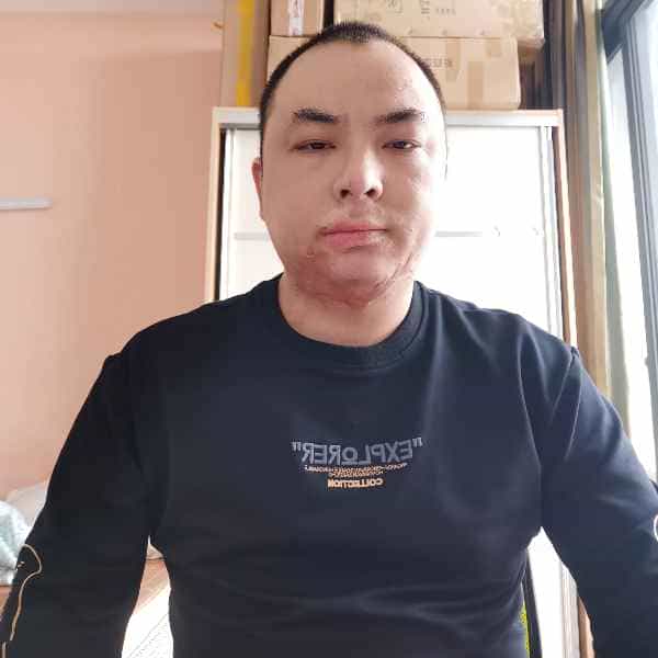 33岁岁四川单身帅哥 - 赤峰吉缘网