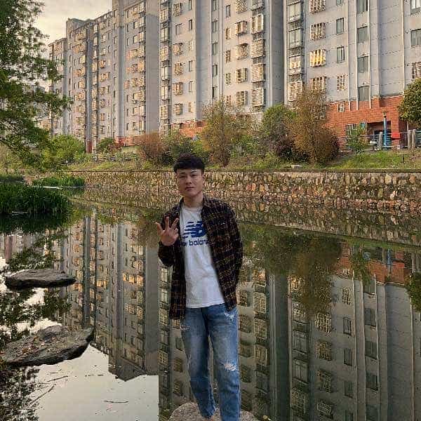 24岁岁河南单身帅哥 - 赤峰吉缘网
