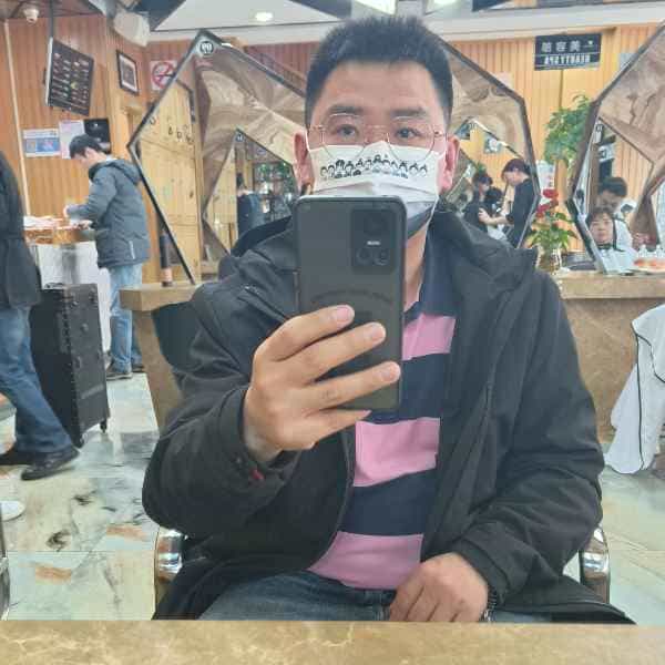 37岁岁上海单身帅哥 - 赤峰吉缘网