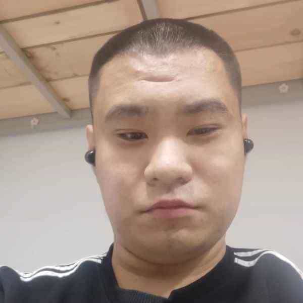 25岁岁山东单身帅哥 - 赤峰吉缘网
