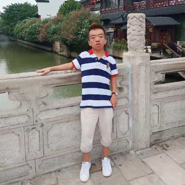 28岁岁吉林单身帅哥 - 赤峰吉缘网