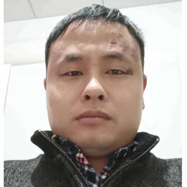 35岁岁河北单身帅哥 - 赤峰吉缘网