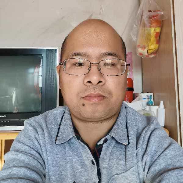 37岁岁山东单身帅哥 - 赤峰吉缘网