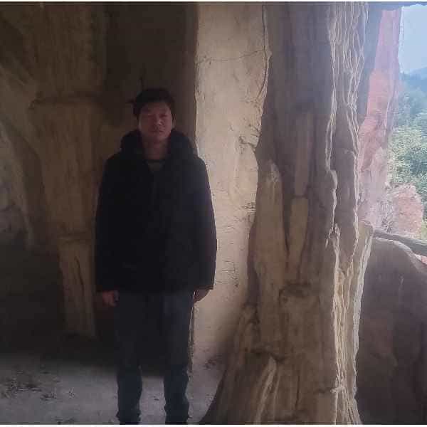 36岁岁湖北单身帅哥 - 赤峰吉缘网